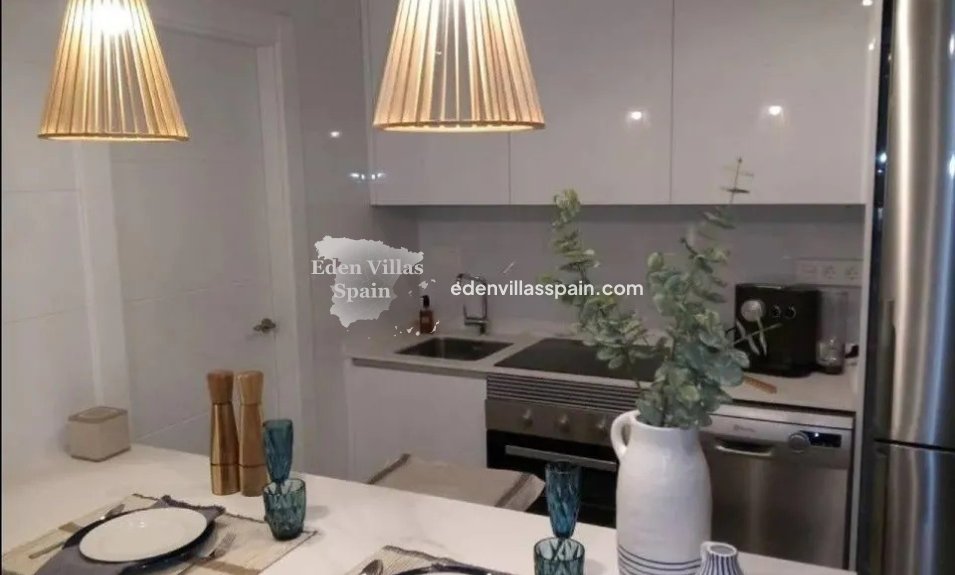 Neubau - Urbanisierung freistehende Villa - Daya Nueva