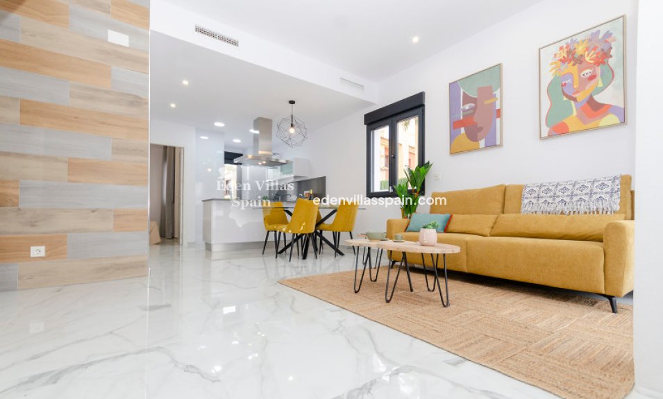 Neubau - Urbanisierung freistehende Villa - Torrevieja