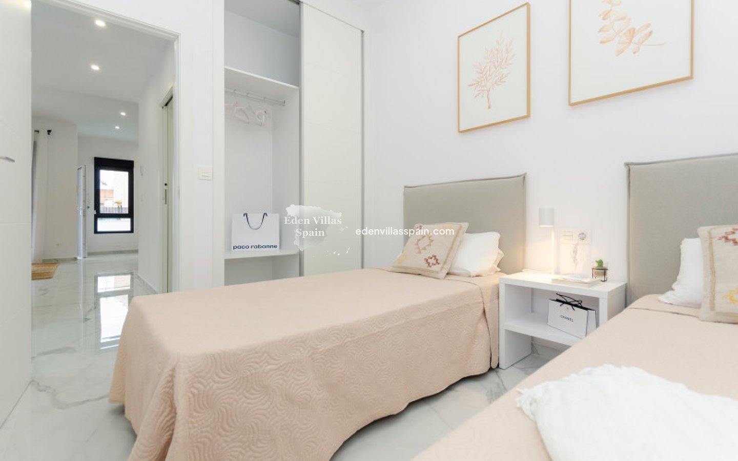 Neubau - Urbanisierung freistehende Villa - Torrevieja