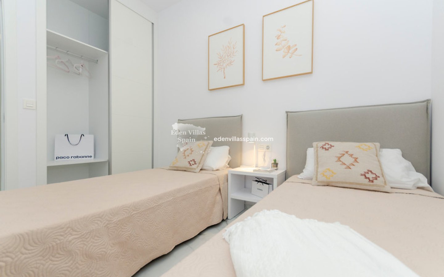 Neubau - Urbanisierung freistehende Villa - Torrevieja