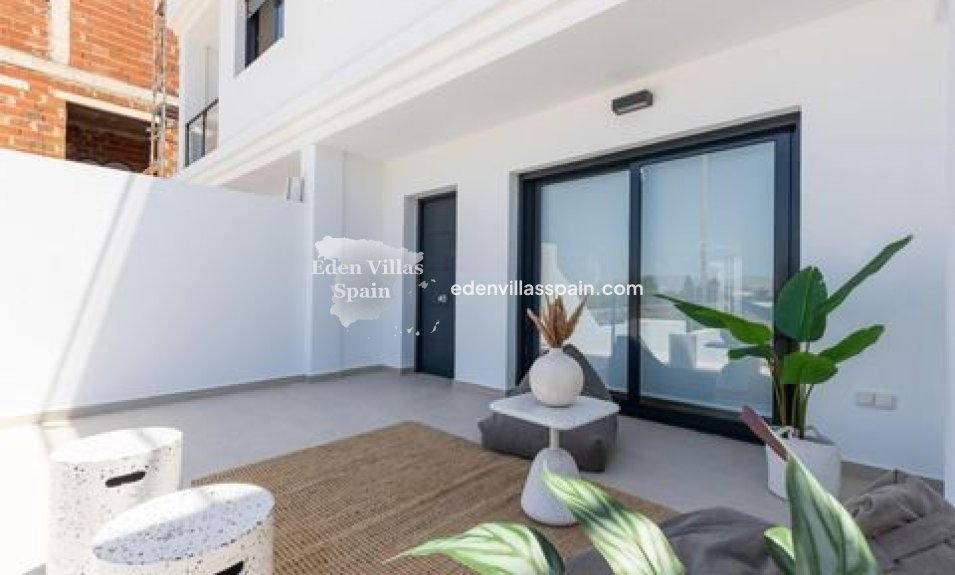 New Construction - Terrace House - Rafal