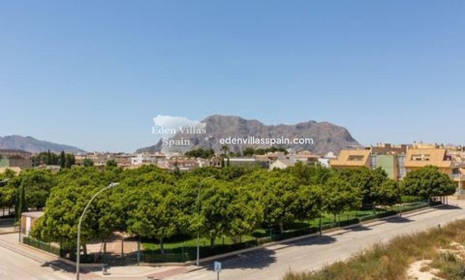 New Construction - Terrace House - Rafal