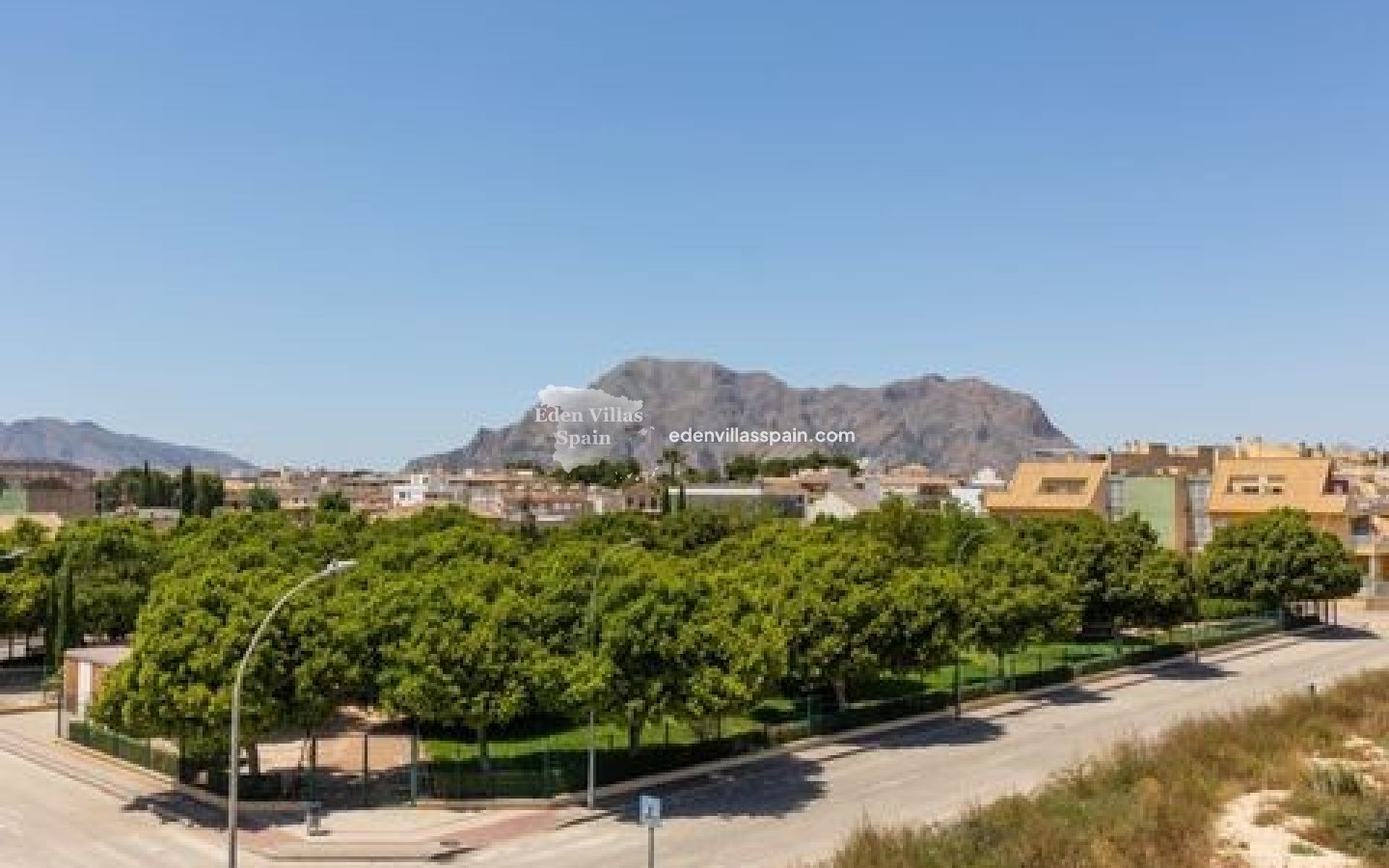 New Construction - Terrace House - Rafal