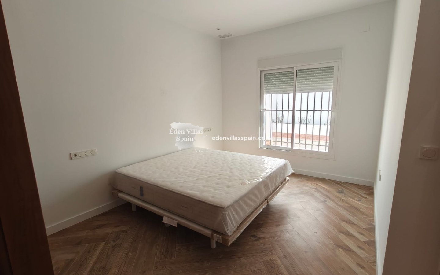 New Construction - Town House - Catral
