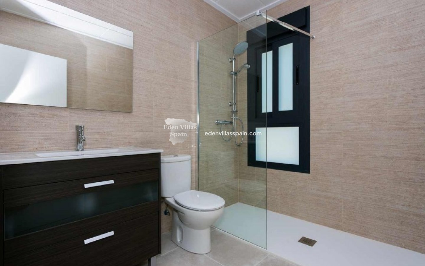 Nieuwbouw - Gloednieuwe villa - Daya Nueva