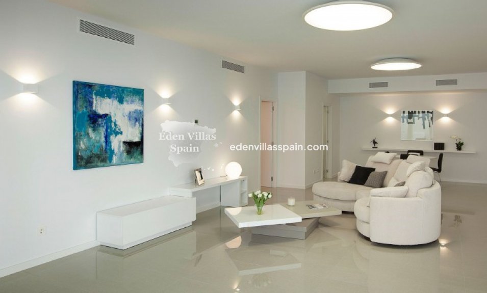 Nieuwbouw - Gloednieuwe villa - Guardamar del Segura