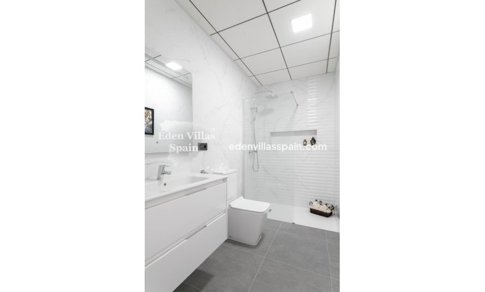 Nieuwbouw - Huis van de stad - Daya Nueva