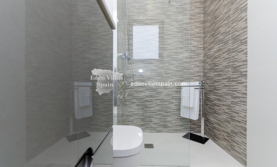 Nouvelle construction - Maison de lotissement - Torrevieja