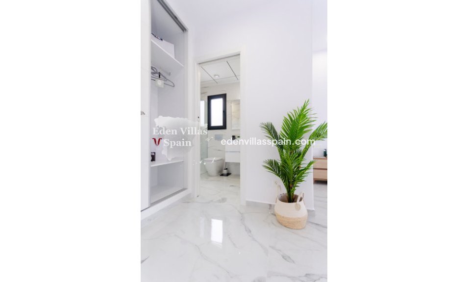 Nouvelle construction - Maison de lotissement - Torrevieja