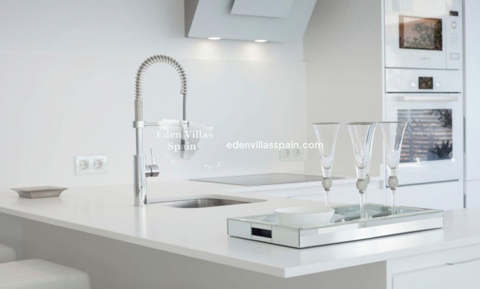 Obra Nueva - Casa de pueblo - Guardamar del Segura