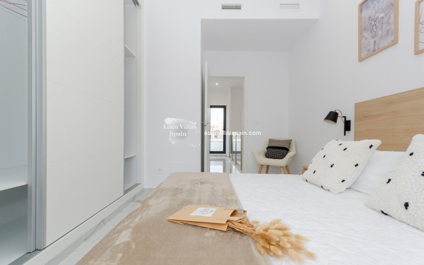 Obra Nueva - Chalet independiente - Torrevieja