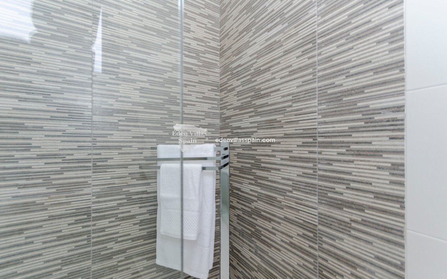 Obra Nueva - Chalet independiente - Torrevieja