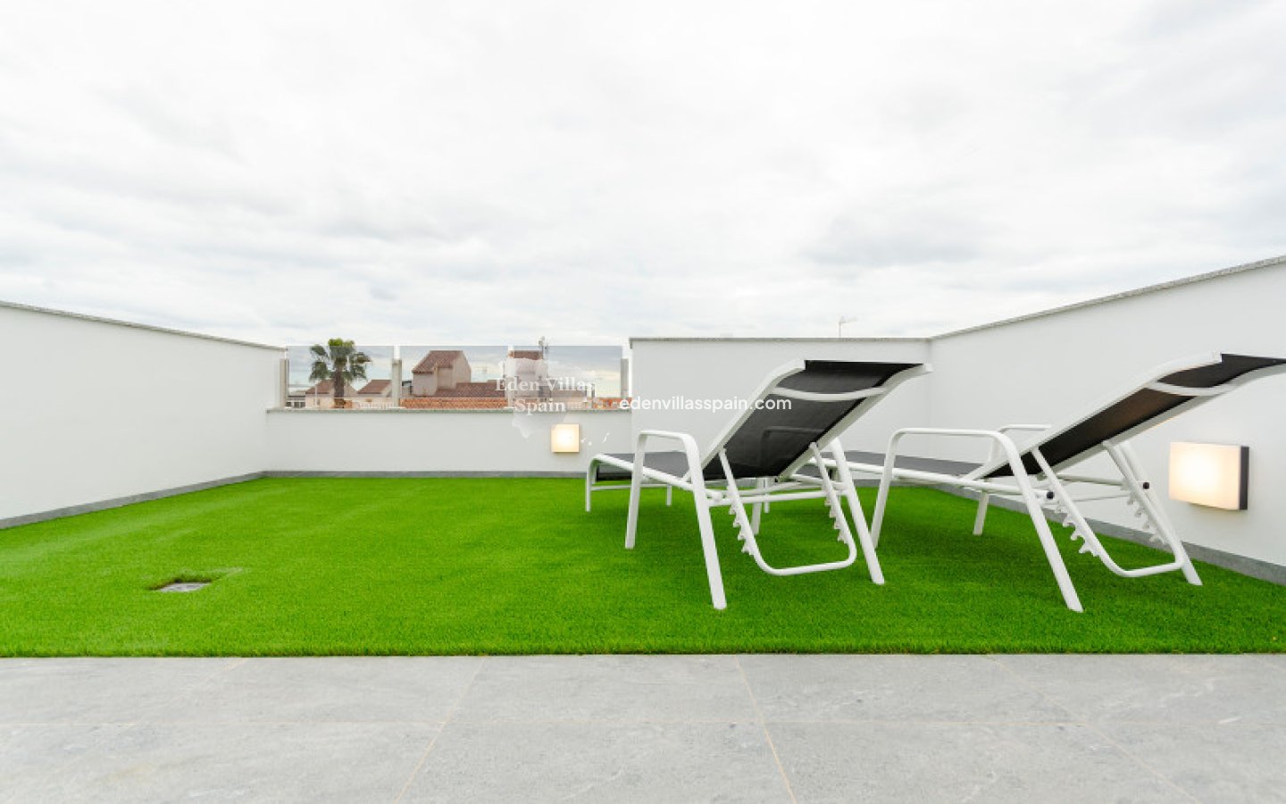 Obra Nueva - Chalet independiente - Torrevieja