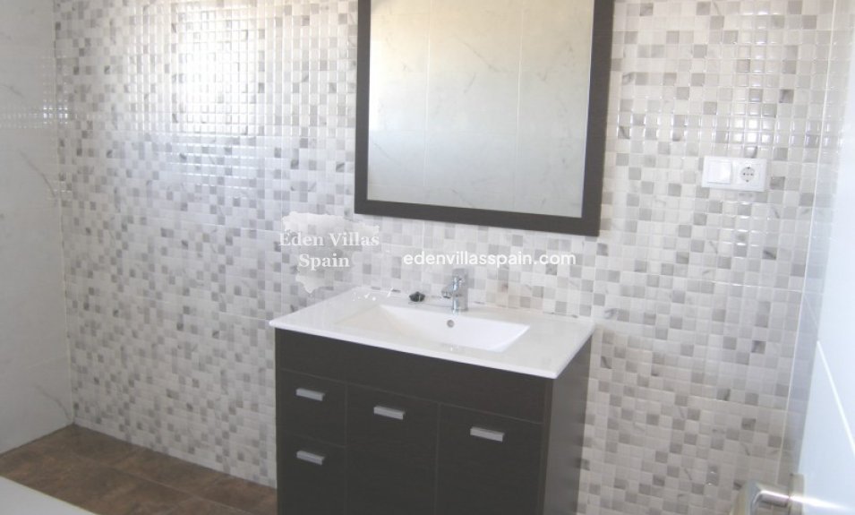 Obra Nueva - Villa a estrenar - Alicante