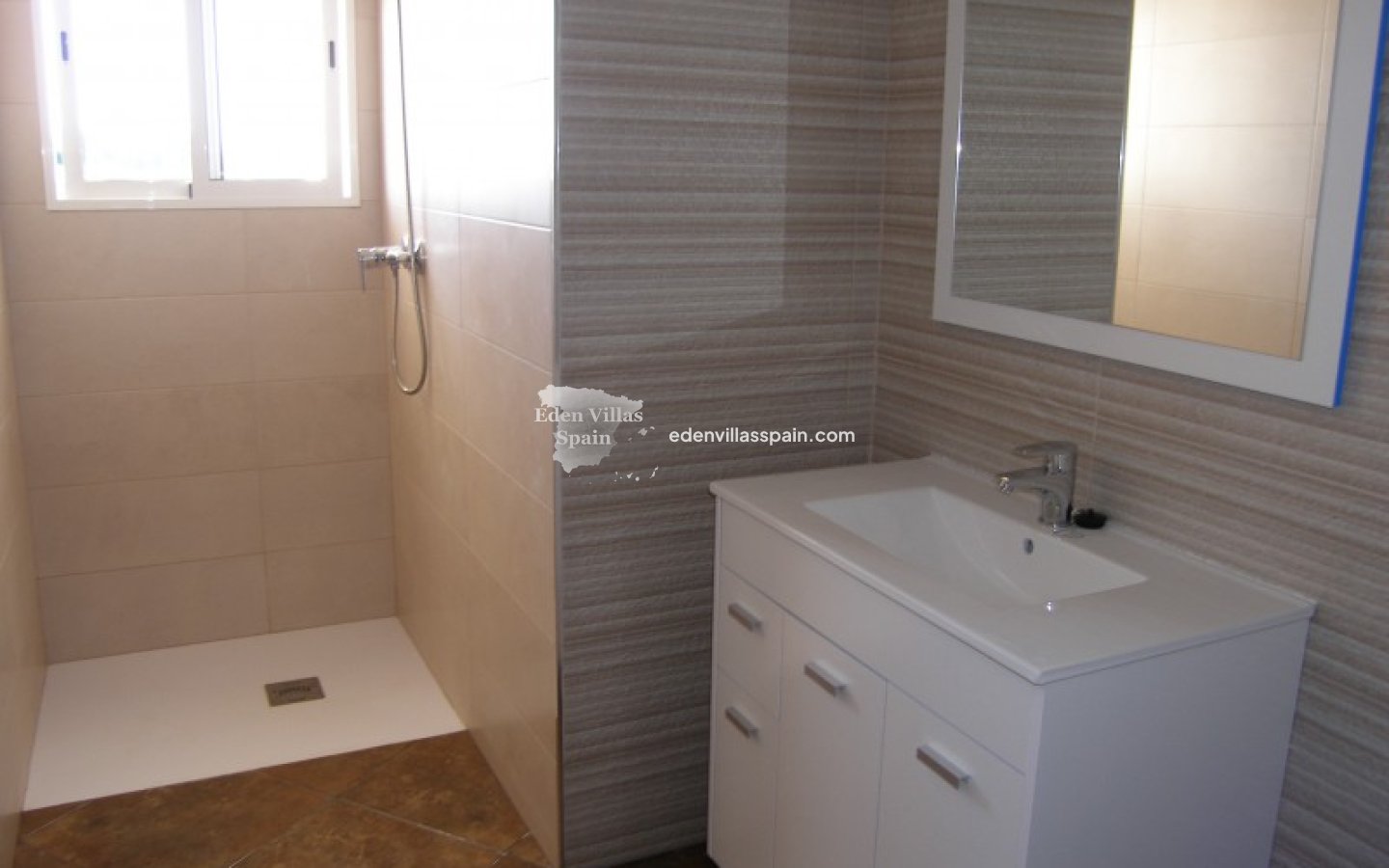 Obra Nueva - Villa a estrenar - Alicante