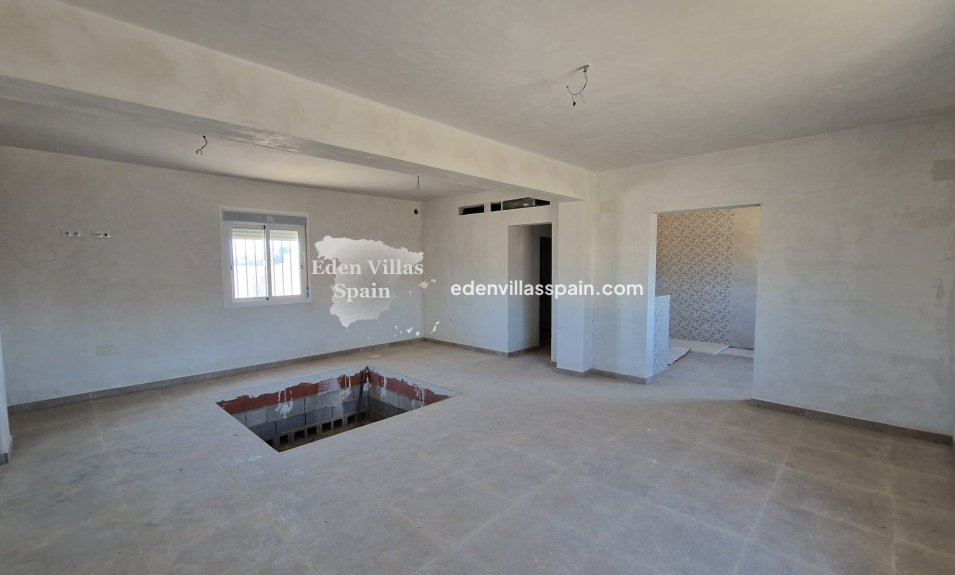 Obra Nueva - Villa a estrenar - Catral