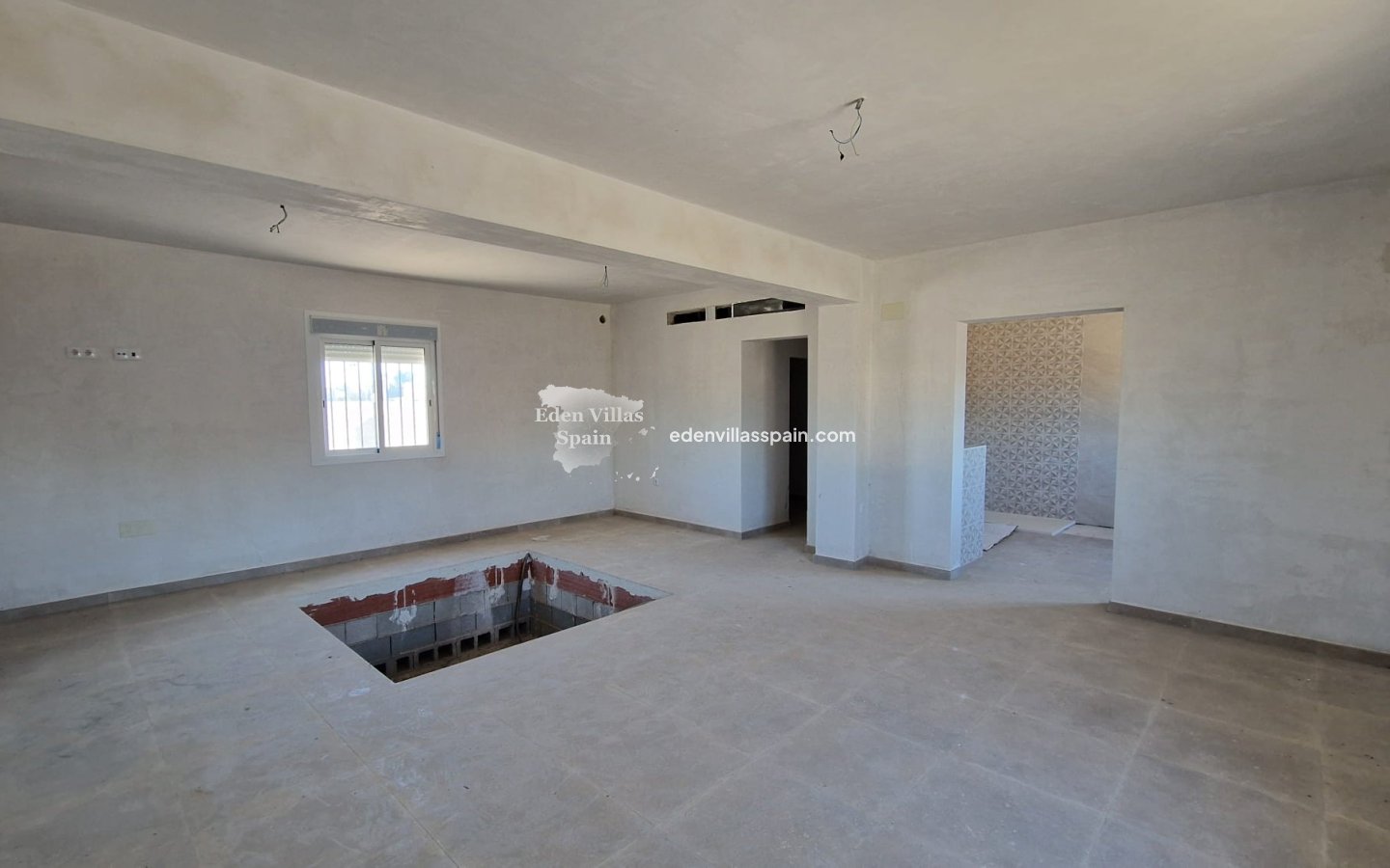 Obra Nueva - Villa a estrenar - Catral