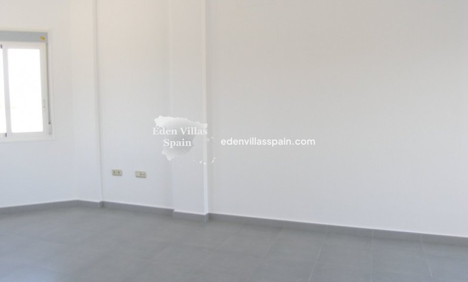 Obra Nueva - Villa a estrenar - Costa Blanca