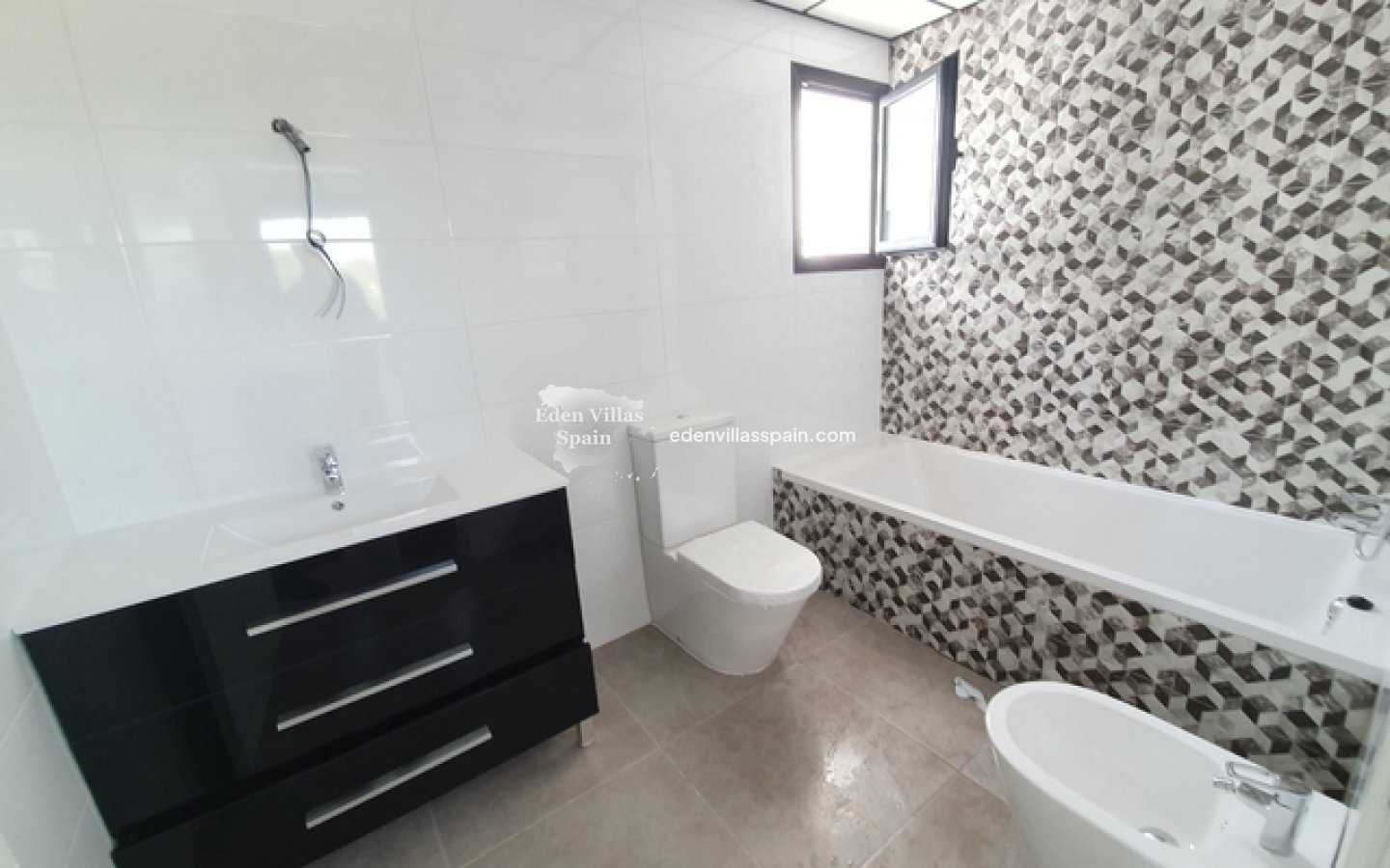 Obra Nueva - Villa a estrenar - Costa Blanca