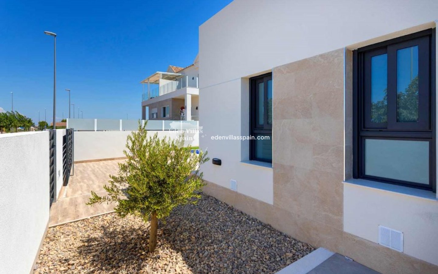 Obra Nueva - Villa a estrenar - Daya Nueva