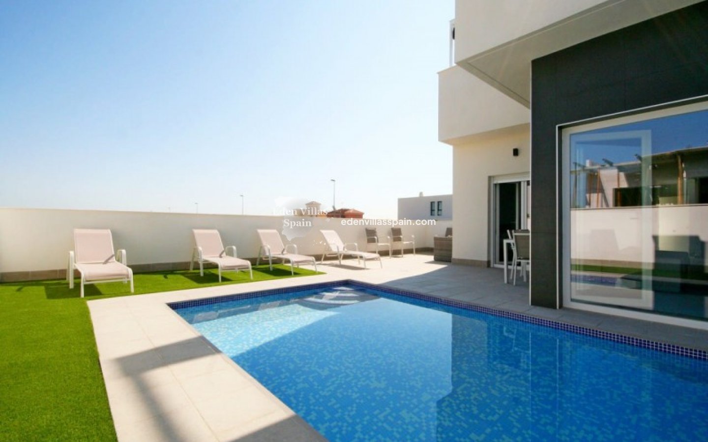 Obra Nueva - Villa a estrenar - Daya Nueva