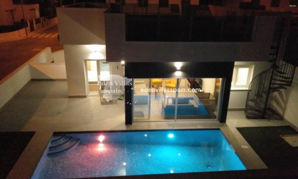 Obra Nueva - Villa a estrenar - Daya Nueva