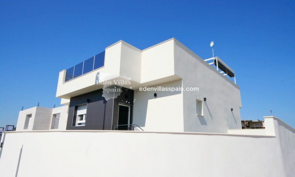 Obra Nueva - Villa a estrenar - Daya Nueva