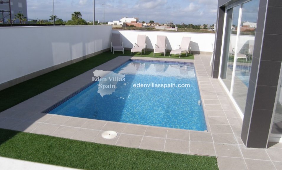 Obra Nueva - Villa a estrenar - Daya Nueva