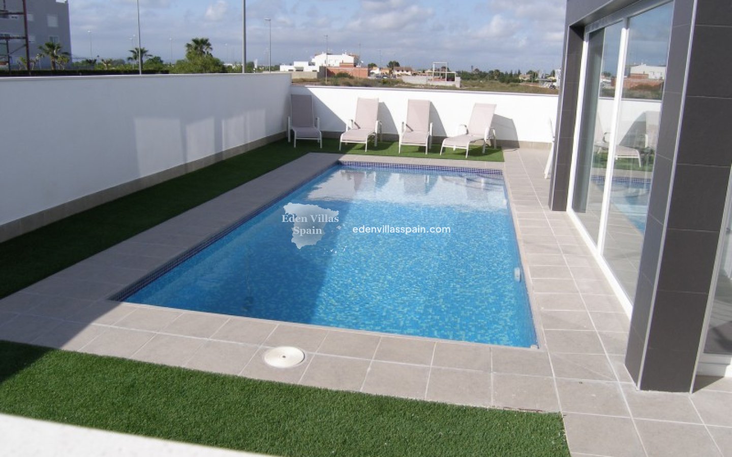 Obra Nueva - Villa a estrenar - Daya Nueva