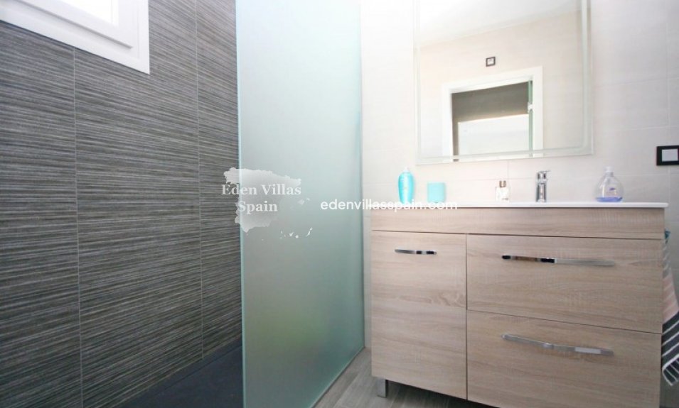 Obra Nueva - Villa a estrenar - Daya Nueva