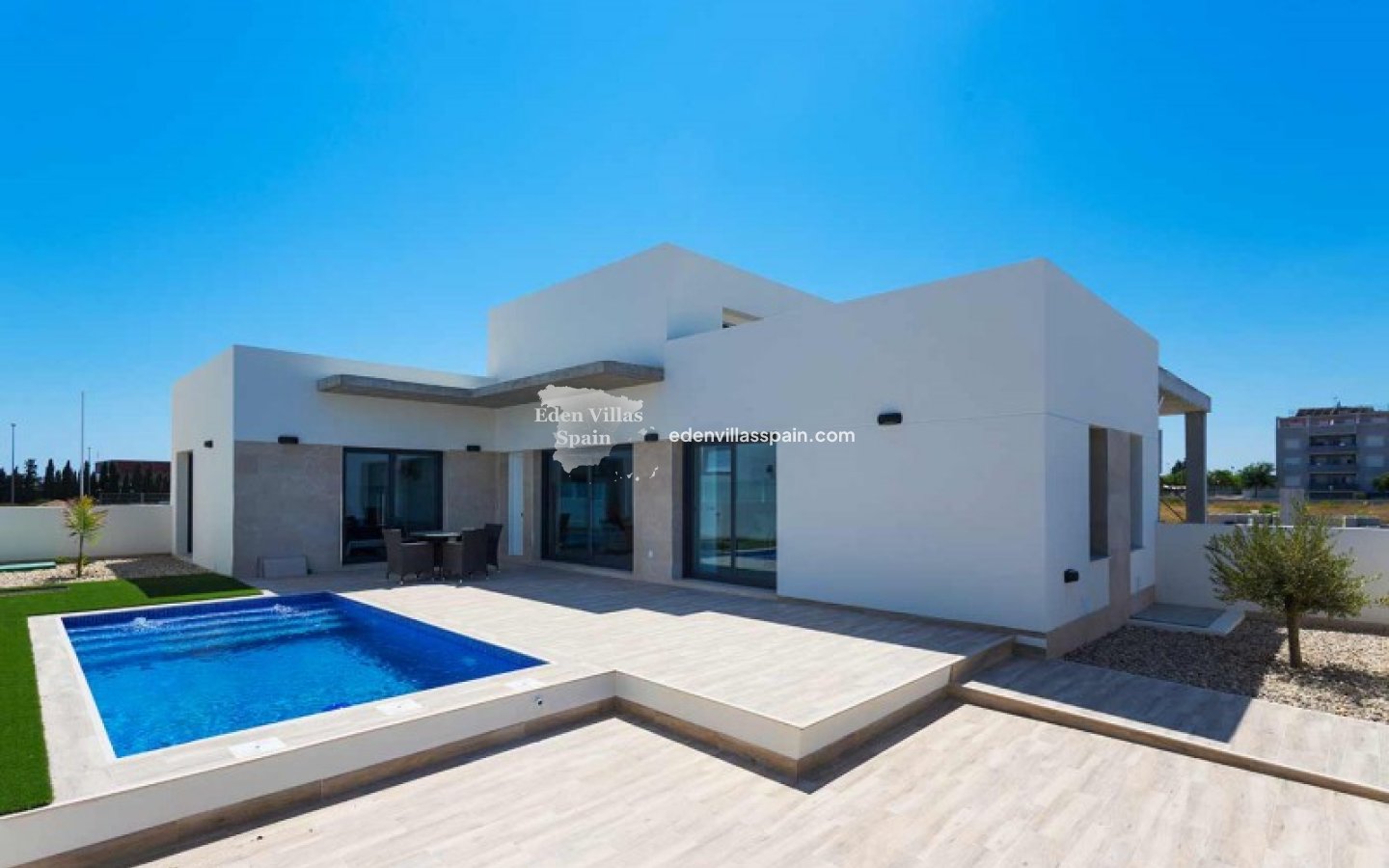 Obra Nueva - Villa a estrenar - Daya Nueva