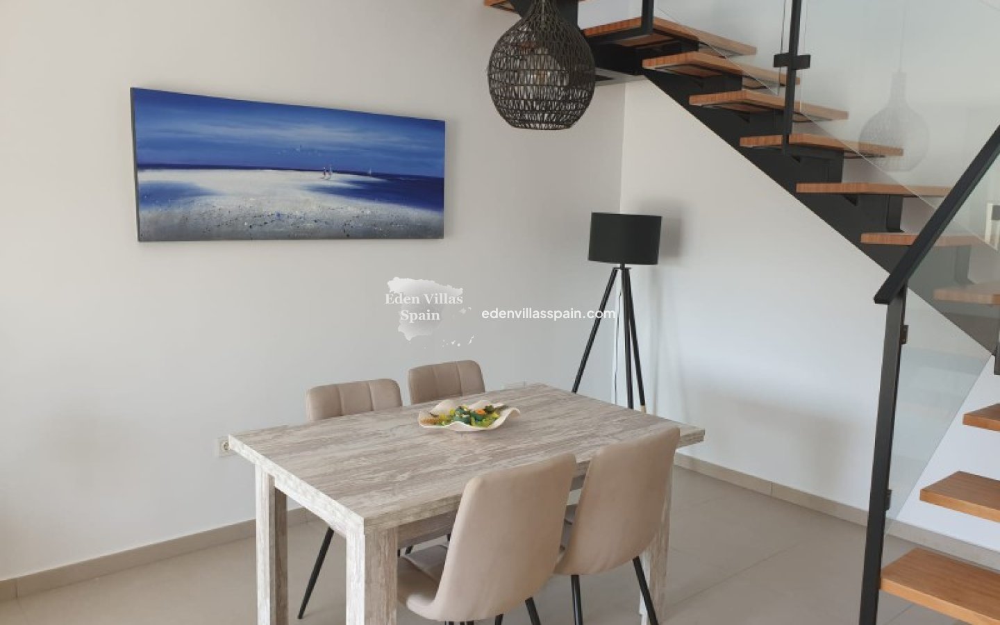 Obra Nueva - Villa a estrenar - Dolores