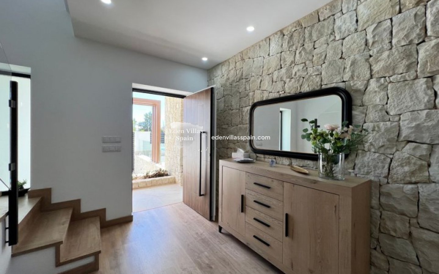 Obra Nueva - Villa a estrenar - Dolores