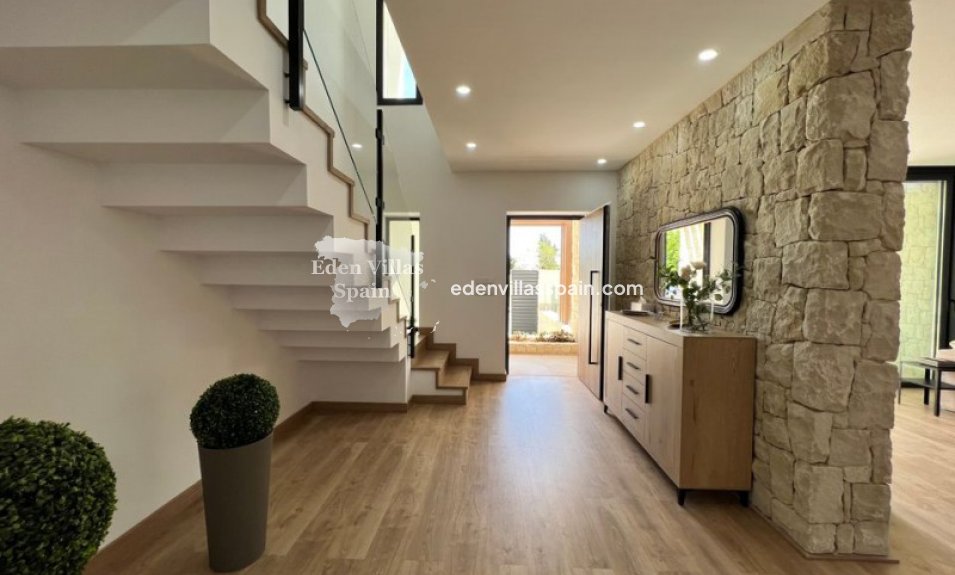 Obra Nueva - Villa a estrenar - Dolores