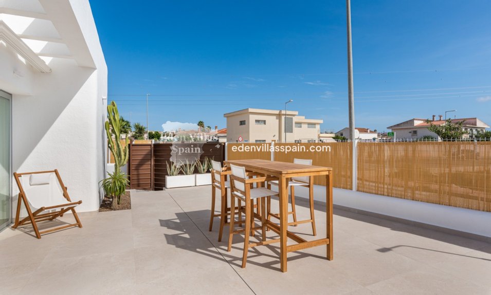 Obra Nueva - Villa a estrenar - Dolores