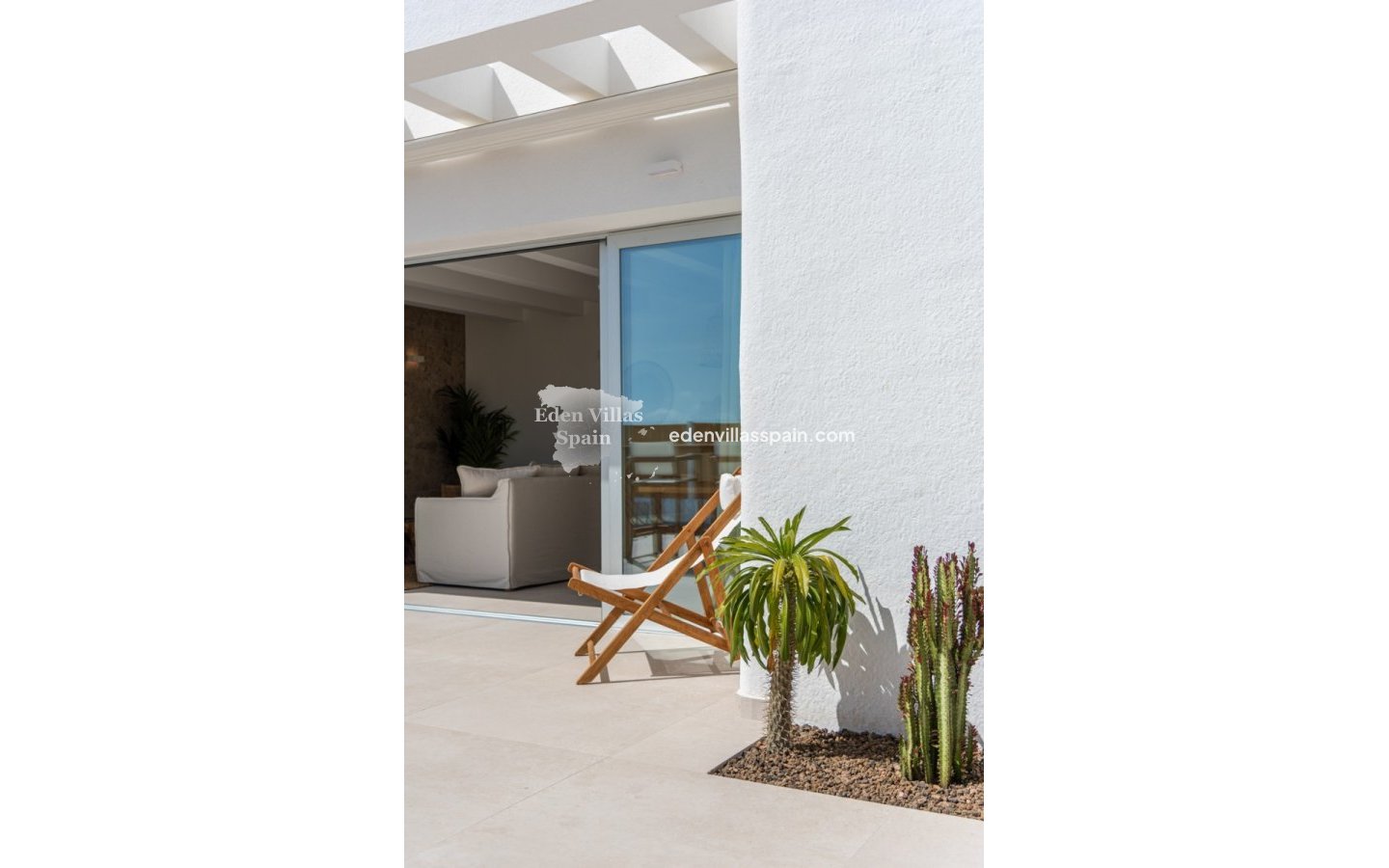 Obra Nueva - Villa a estrenar - Dolores