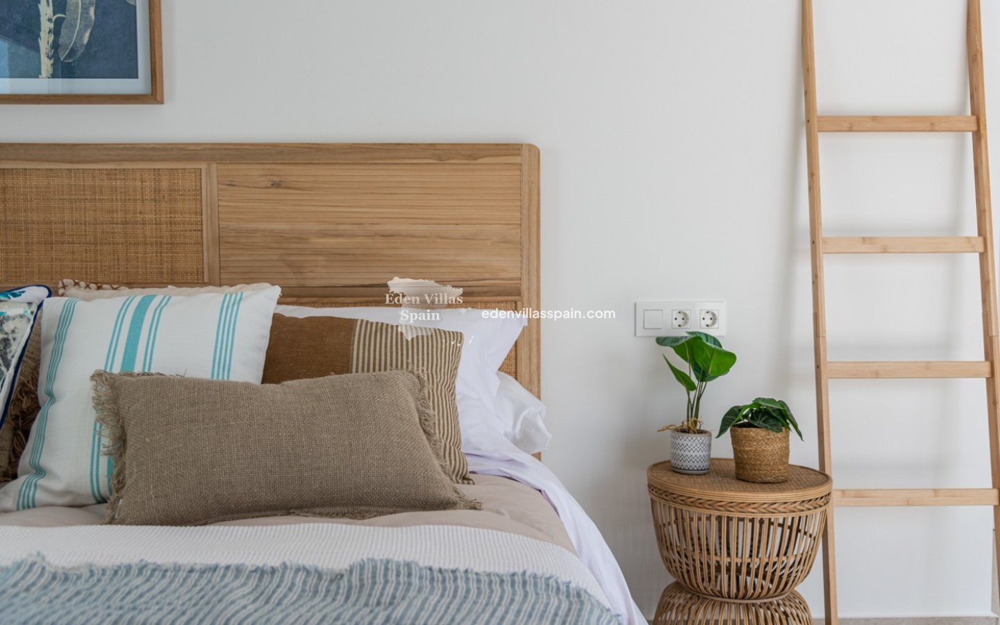 Obra Nueva - Villa a estrenar - Dolores