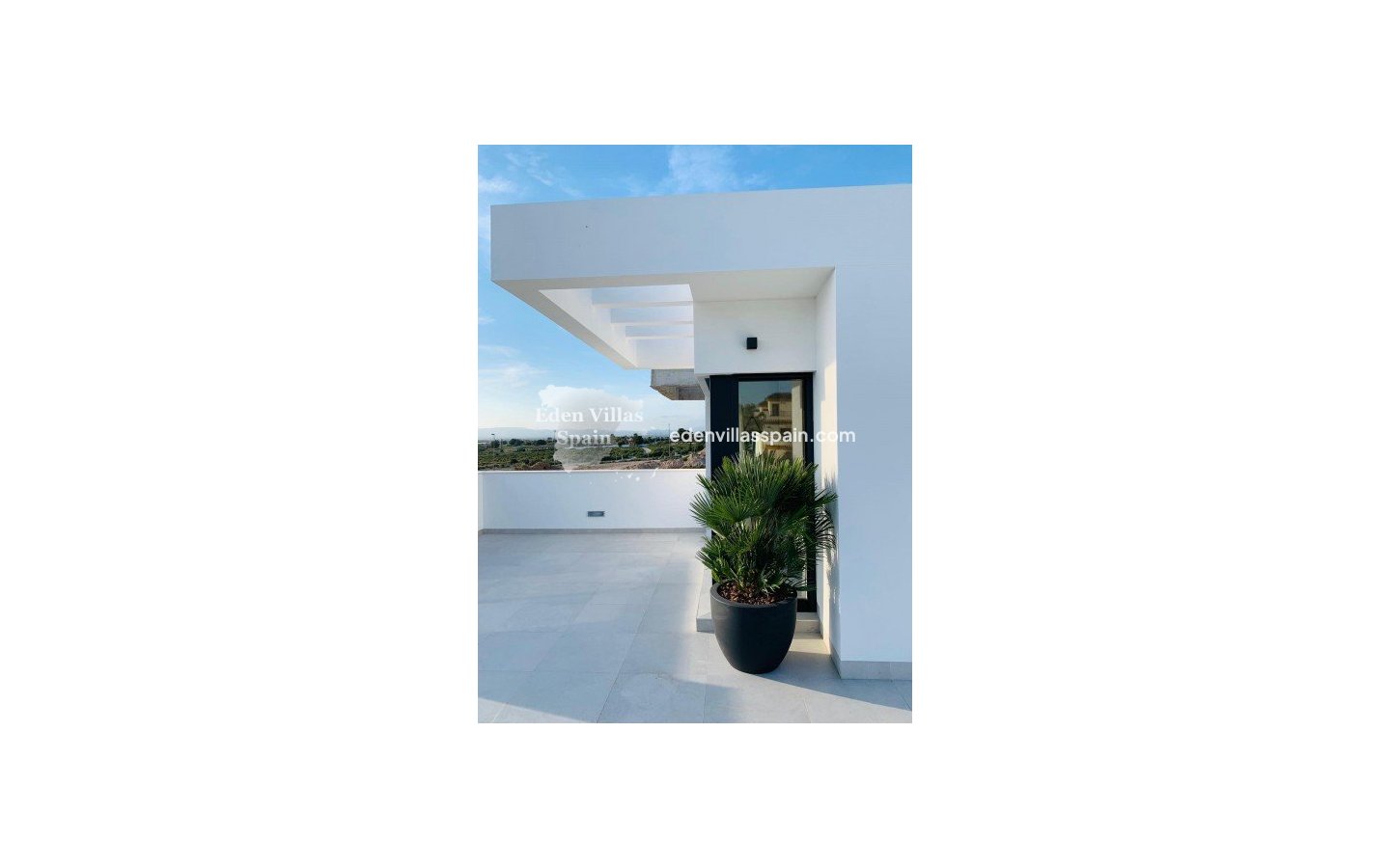 Obra Nueva - Villa a estrenar - La Marina