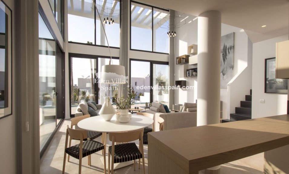 Obra Nueva - Villa a estrenar - La Marina