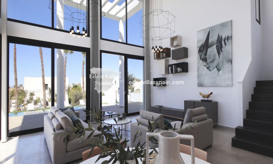 Obra Nueva - Villa a estrenar - La Marina