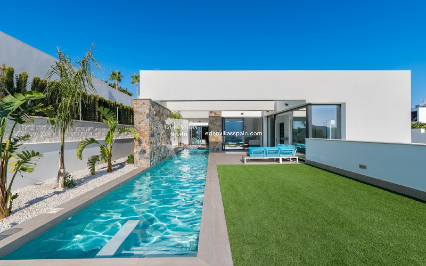 Obra Nueva - Villa a estrenar - La Marina