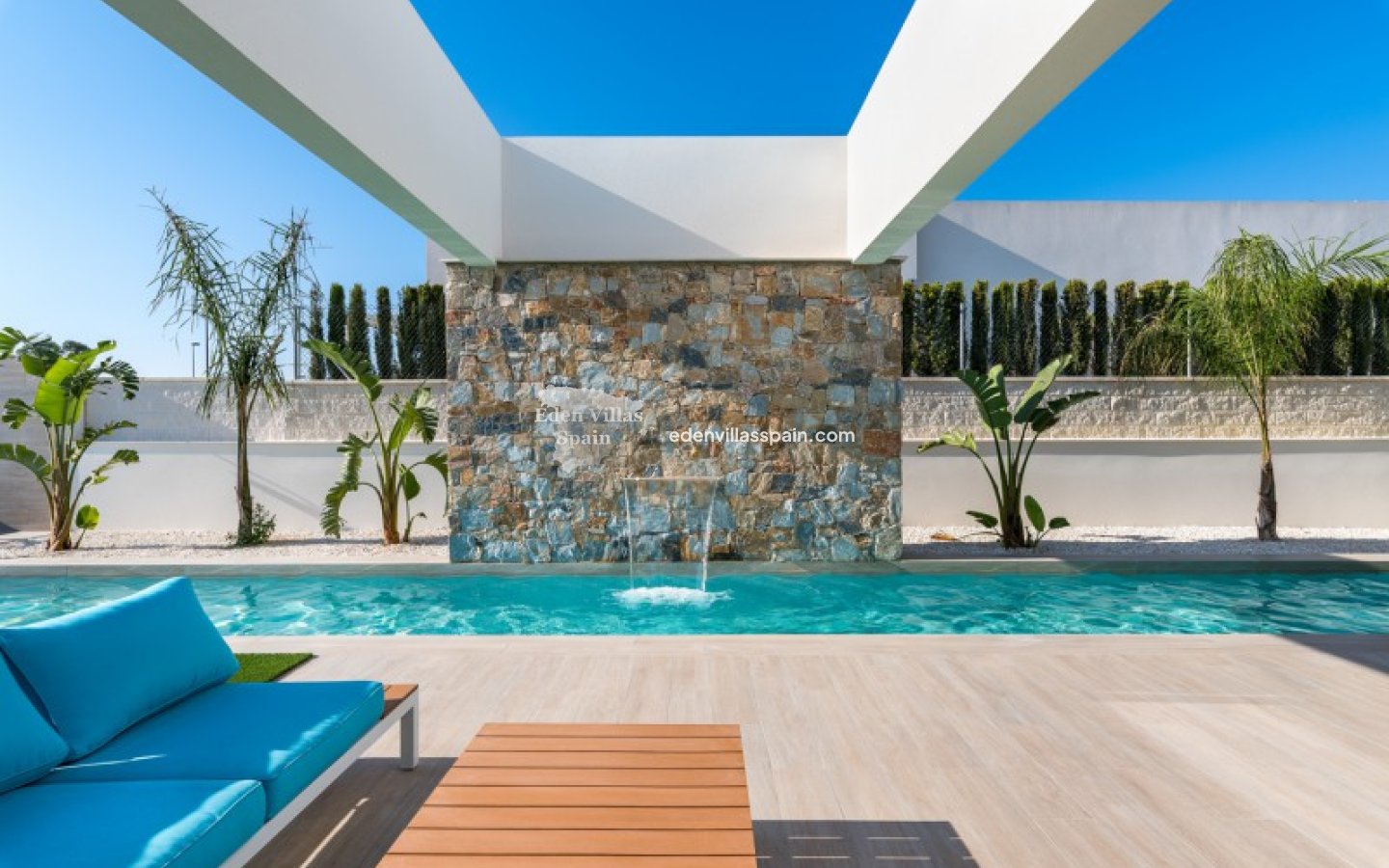 Obra Nueva - Villa a estrenar - La Marina