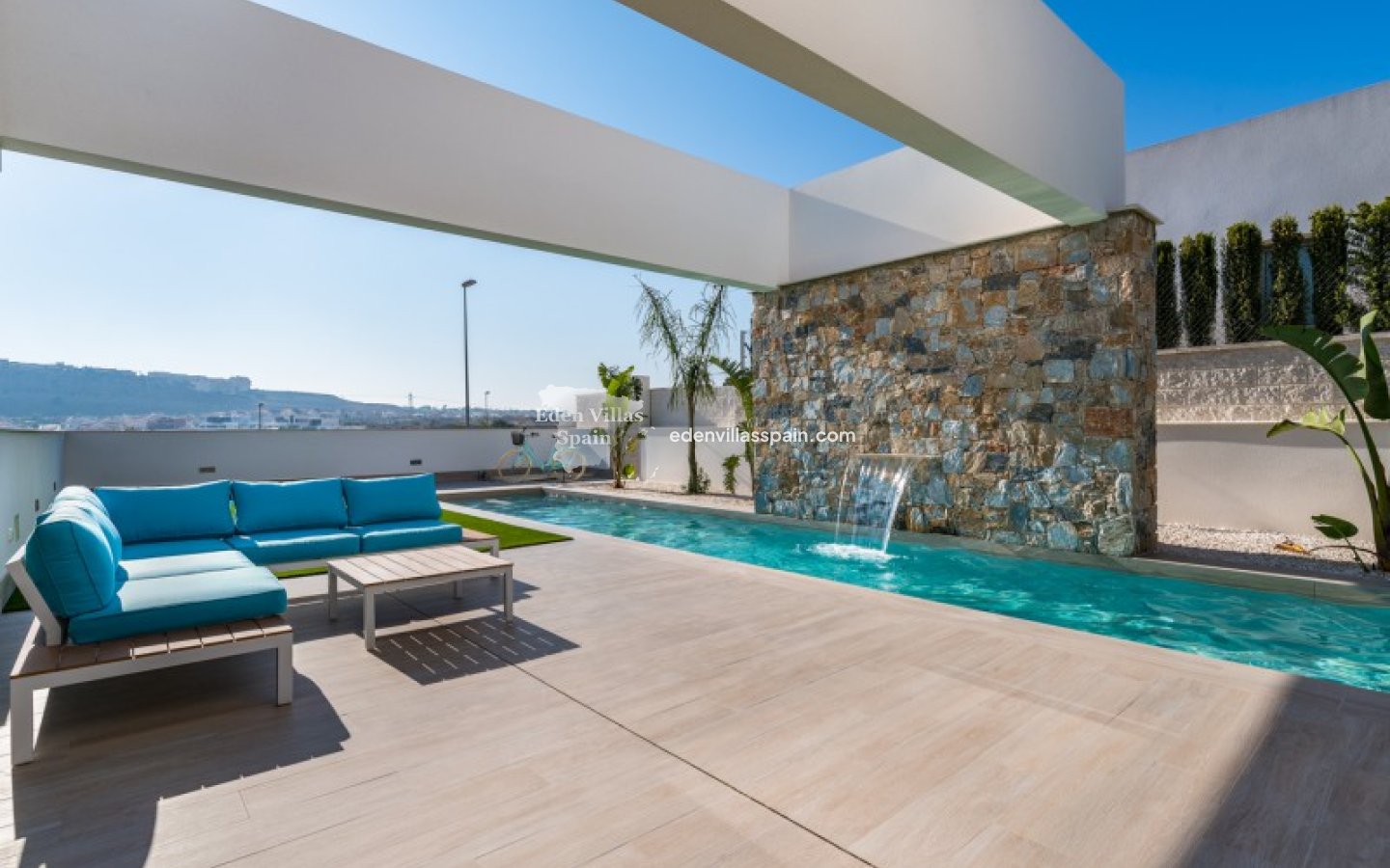 Obra Nueva - Villa a estrenar - La Marina