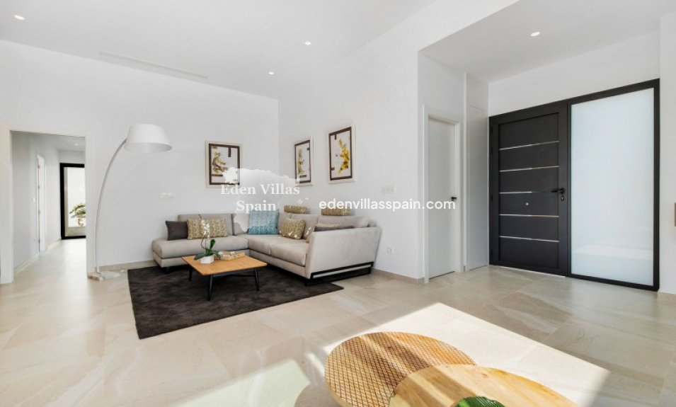 Obra Nueva - Villa a estrenar - La Marina