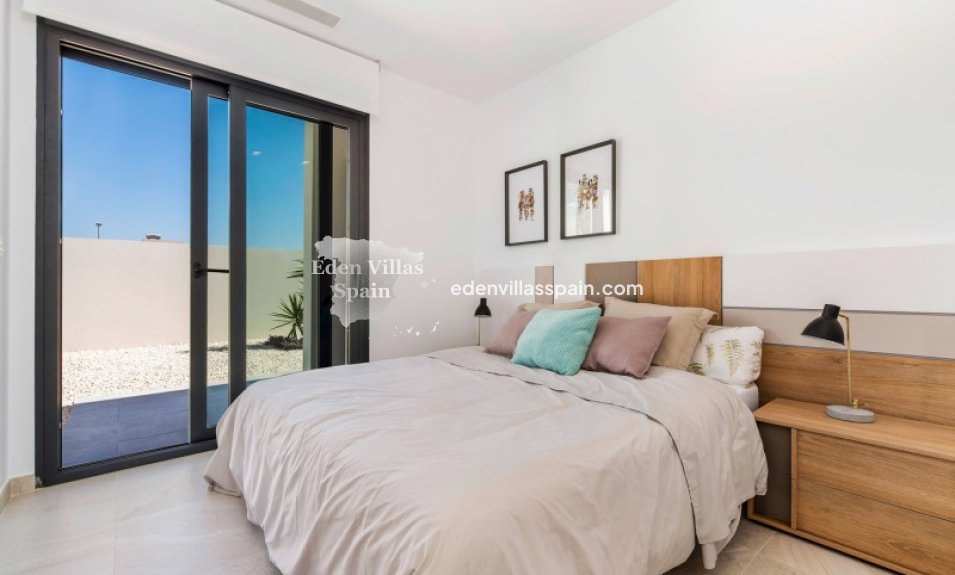 Obra Nueva - Villa a estrenar - La Marina