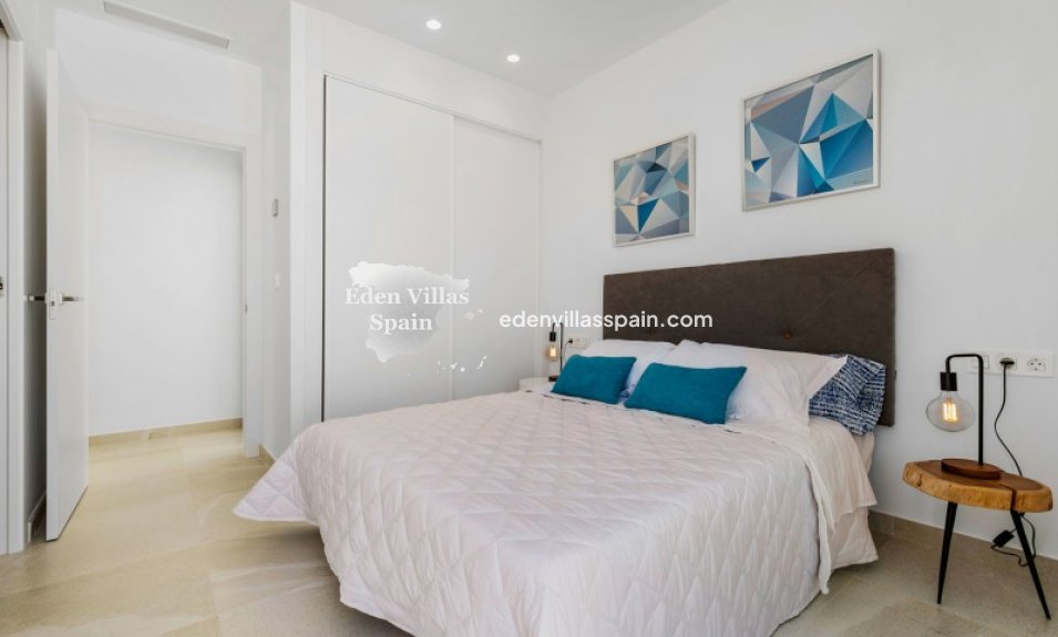 Obra Nueva - Villa a estrenar - La Marina