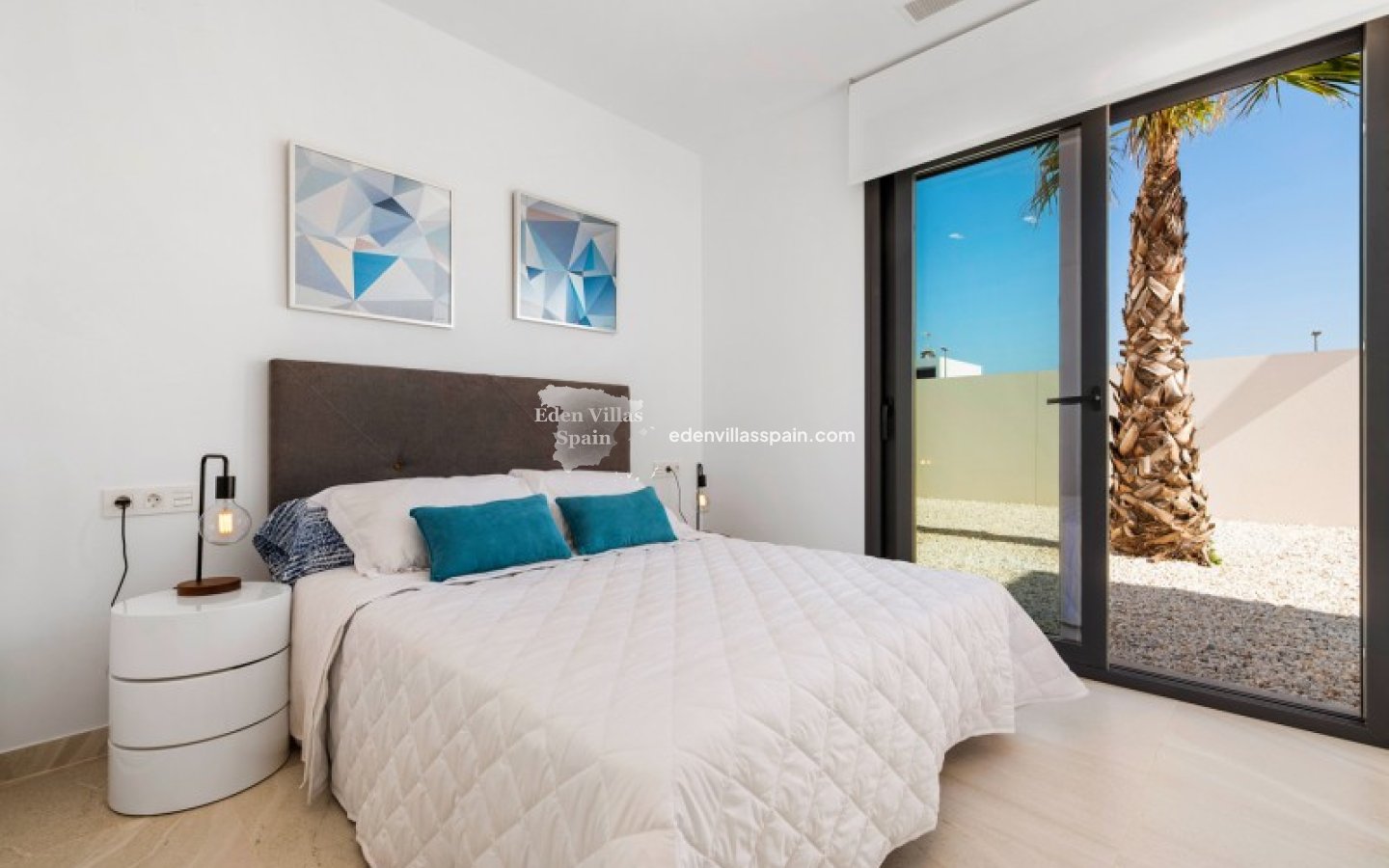 Obra Nueva - Villa a estrenar - La Marina