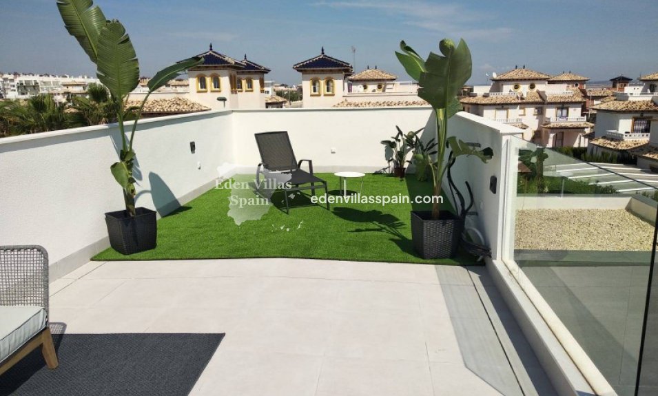 Obra Nueva - Villa a estrenar - La Marina