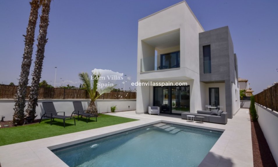 Obra Nueva - Villa a estrenar - La Marina