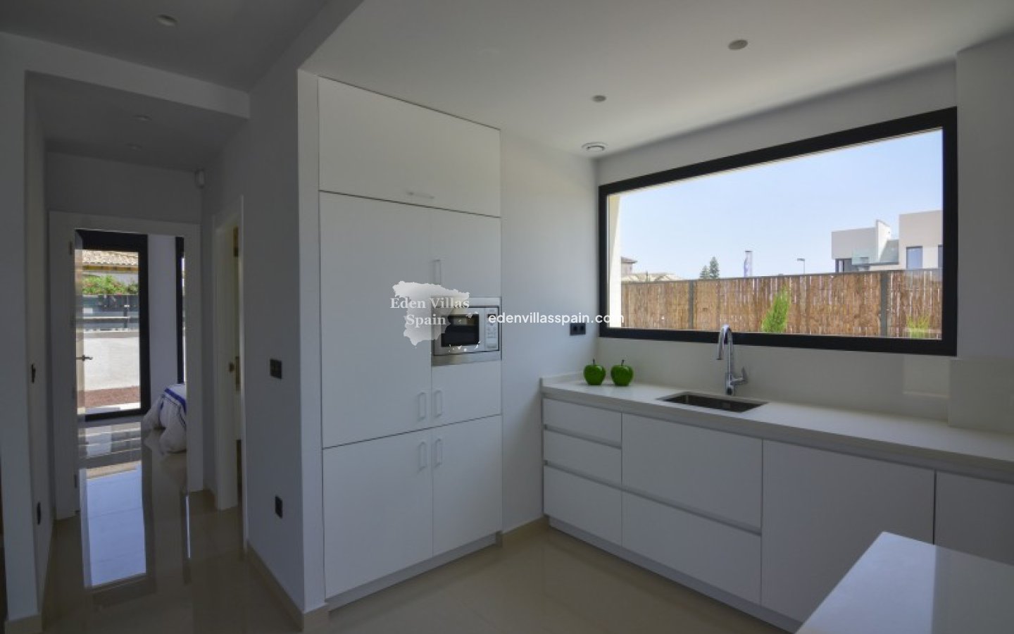 Obra Nueva - Villa a estrenar - La Marina